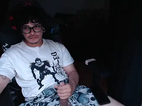 Snapshot of lilgothboy chatting on May 28, 2026, 1:02 am lilgothboy online show from May 28, 2026, 1:02 am