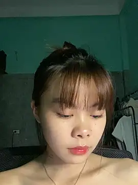 Cry sexy online show from May 23, 2026, 4:17 pm