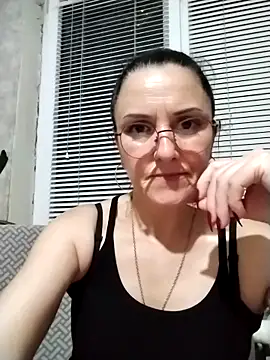 Snapshot of MillaMia45 chatting on May 12, 2026, 7:31 pm MillaMia45 online show from May 12, 2026, 7:31 pm