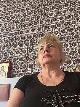 AnastasiaGrey777 online show from May 11, 2026, 8:05 am