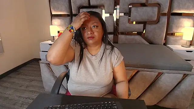 Snapshot of Rachell_Carter chatting on May 21, 2026, 4:54 am Rachell Carter online show from May 21, 2026, 4:54 am