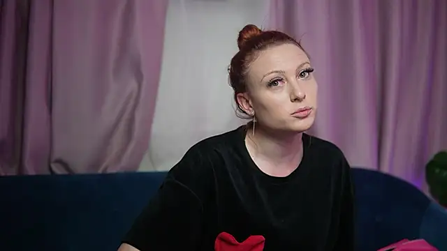 Snapshot of EvelynCandy chatting on May 24, 2026, 7:58 pm EvelynCandy online show from May 24, 2026, 7:58 pm