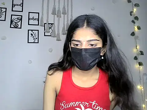 SASSY  BABY  online show from July 4, 2026, 5:06 pm