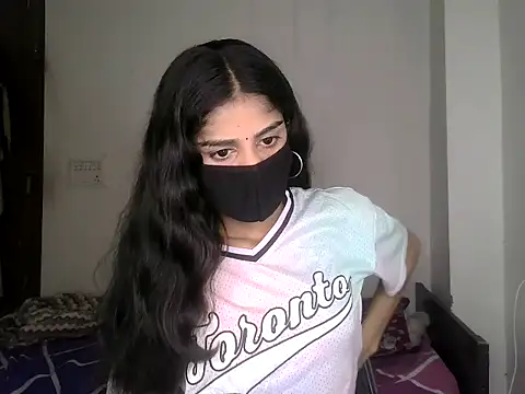 SASSY  BABY  online show from July 1, 2026, 5:52 am