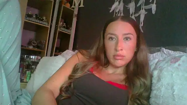 Snapshot of Wysmtxxx chatting on June 1, 2026, 6:18 pm Wysmtxxx online show from June 1, 2026, 6:18 pm