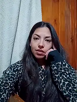 Snapshot of CasiTuya chatting on May 8, 2026, 2:37 am CasiTuya online show from May 8, 2026, 2:37 am