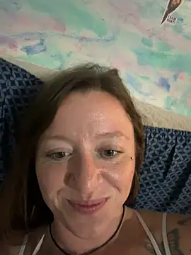 MoonlightOutlaws online show from May 14, 2026, 4:42 am