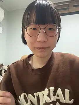 gumi5 online show from May 10, 2026, 8:51 am