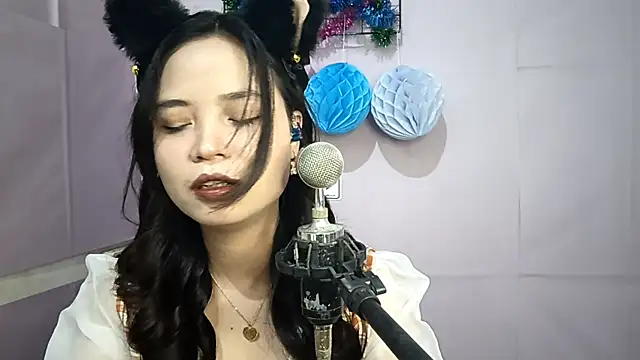 Snapshot of FerminaBoutwell chatting on May 23, 2026, 9:08 am FerminaBoutwell online show from May 23, 2026, 9:08 am