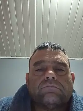 Snapshot of CasalCoupeBrasil chatting on May 25, 2026, 7:29 am CasalCoupeBrasil online show from May 25, 2026, 7:29 am