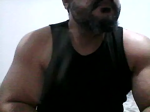 Snapshot of stallony chatting on June 11, 2026, 12:32 am stallony online show from June 11, 2026, 12:32 am