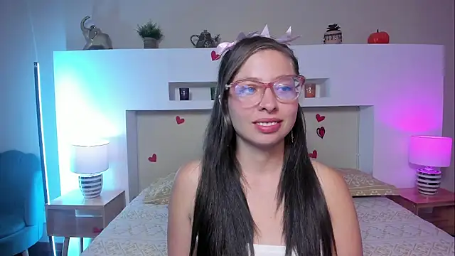 Snapshot of Lenna_Phillips chatting on June 10, 2026, 11:22 am Lenna Phillips online show from June 10, 2026, 11:22 am