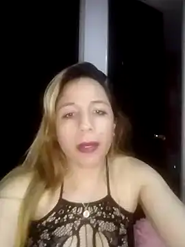 Snapshot of queen_silvanna chatting on August 1, 2026, 3:37 am queen silvanna online show from August 1, 2026, 3:37 am