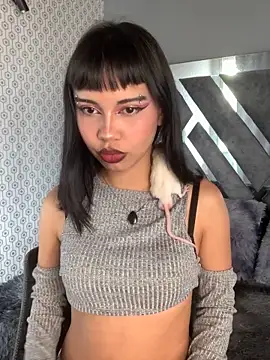 Snapshot of AntonellaCooper_Pink chatting on May 11, 2026, 5:32 pm AntonellaCooper Pink online show from May 11, 2026, 5:32 pm