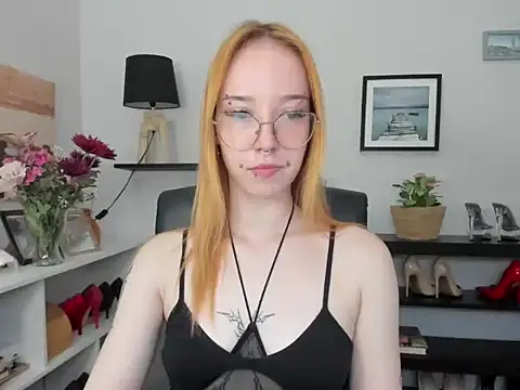 foxSonya online show from July 16, 2026, 5:37 am