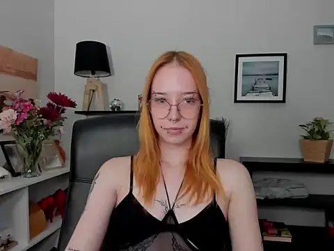 foxSonya online show from July 10, 2026, 5:51 am