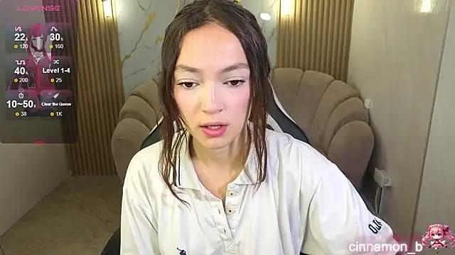 Snapshot of Cinnamon_b chatting on July 14, 2026, 7:53 pm Cinnamon b online show from July 14, 2026, 7:53 pm