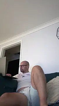 Snapshot of NakedAndrewHot chatting on July 5, 2026, 11:11 pm NakedAndrewHot online show from July 5, 2026, 11:11 pm