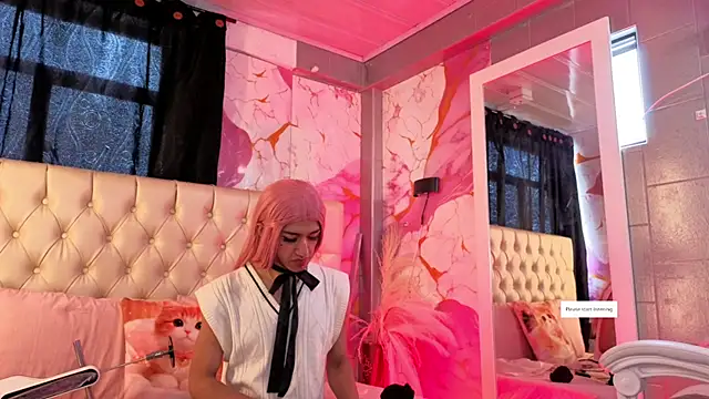 Snapshot of Luna_Sissy_ chatting on July 16, 2026, 8:17 pm Luna Sissy online show from July 16, 2026, 8:17 pm