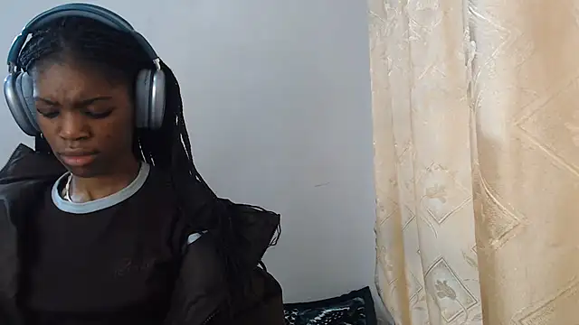 PetiteBarbie 05 online show from August 8, 2026, 7:37 am