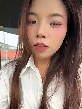 Snapshot of susu_kara chatting on August 8, 2026, 1:23 am susu kara online show from August 8, 2026, 1:23 am