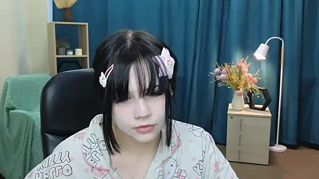 Snapshot of MelaineCore chatting on May 14, 2026, 9:17 am MelaineCore online show from May 14, 2026, 9:17 am