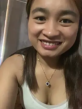 Snapshot of Cute-Sexyy chatting on May 8, 2026, 3:21 am Cute-Sexyy online show from May 8, 2026, 3:21 am