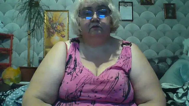 Snapshot of MarinaFarina53 chatting on May 27, 2026, 9:00 pm MarinaFarina53 online show from May 27, 2026, 9:00 pm