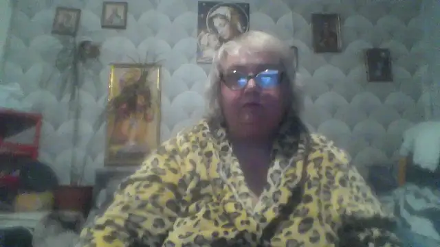 Snapshot of MarinaFarina53 chatting on May 17, 2026, 5:46 pm MarinaFarina53 online show from May 17, 2026, 5:46 pm
