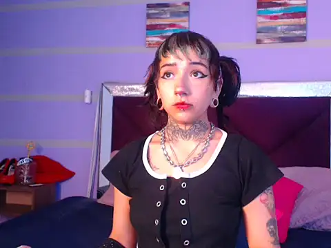 Snapshot of JadeBonnet chatting on May 11, 2026, 7:55 pm JadeBonnet online show from May 11, 2026, 7:55 pm