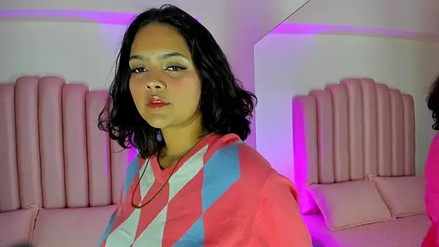 Snapshot of Evalamber_ chatting on June 2, 2026, 12:49 pm Evalamber online show from June 2, 2026, 12:49 pm