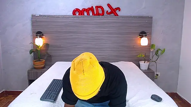 Dilan Hall online show from June 5, 2026, 8:03 pm