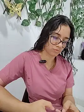 Snapshot of alanahot94 chatting on June 16, 2026, 3:45 pm alanahot94 online show from June 16, 2026, 3:45 pm