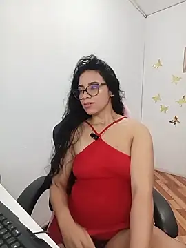 Snapshot of alanahot94 chatting on May 16, 2026, 1:48 am alanahot94 online show from May 16, 2026, 1:48 am