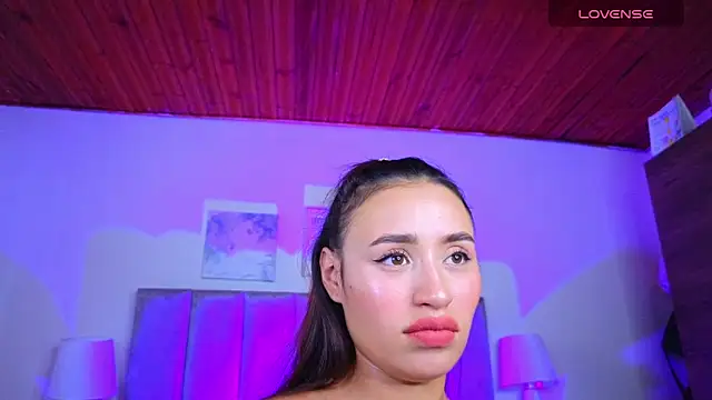 Victoria Hils online show from May 31, 2026, 6:09 pm