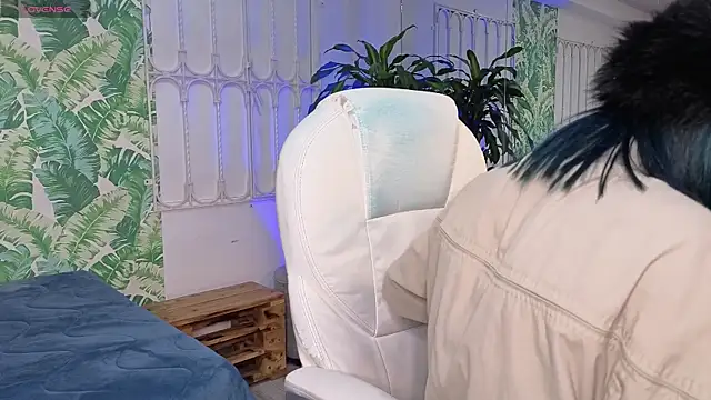 baby julieta00 online show from June 16, 2026, 12:27 pm