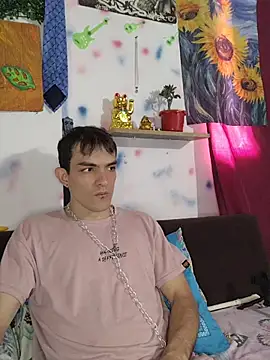 Maykiinn online show from May 19, 2026, 2:24 pm