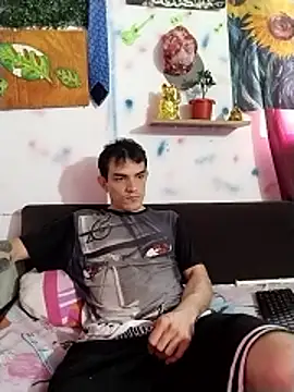 Maykiinn online show from May 29, 2026, 8:26 pm