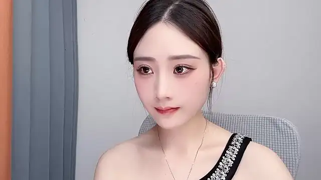 Snapshot of _222Mia chatting on June 24, 2026, 8:35 am 222Mia online show from June 24, 2026, 8:35 am