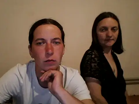 Snapshot of DanicaFey chatting on May 16, 2026, 7:02 pm DanicaFey online show from May 16, 2026, 7:02 pm