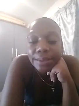 INNOCENTSLUT25 online show from May 26, 2026, 9:24 pm