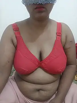 Snapshot of Ponaam-Babe chatting on May 16, 2026, 7:29 am Ponaam-Babe online show from May 16, 2026, 7:29 am