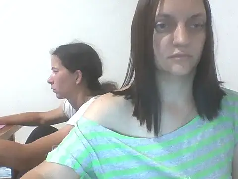 Kimmy Webb online show from July 6, 2026, 6:32 pm