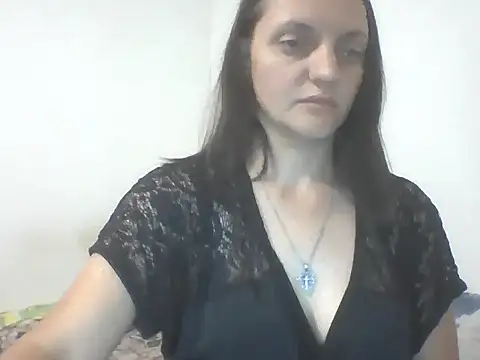 Kimmy Webb online show from July 9, 2026, 6:07 pm