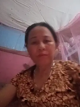 girl cute69 online show from June 5, 2026, 12:00 pm