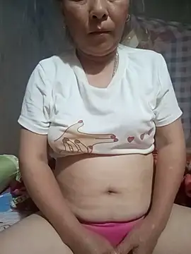 girl cute69 online show from June 15, 2026, 4:17 pm