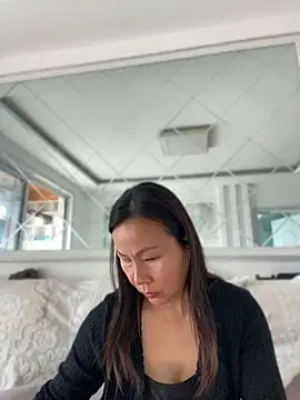 xiaoyun-10 online show from May 16, 2026, 8:24 am
