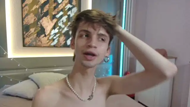 Snapshot of Bimbo_boy_ chatting on June 14, 2026, 2:29 pm Bimbo boy online show from June 14, 2026, 2:29 pm