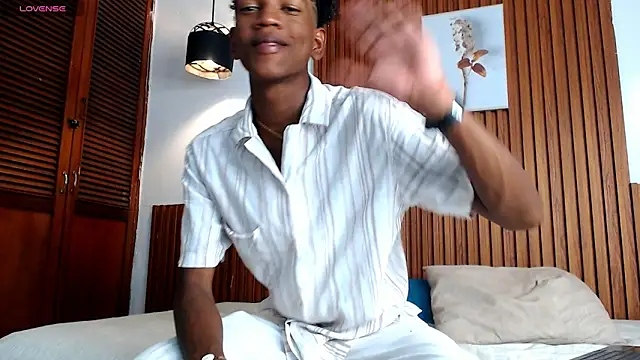 Afrowayuu online show from May 18, 2026, 5:51 pm