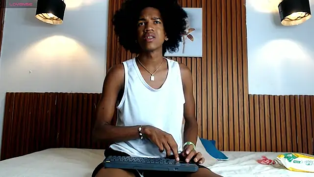 Afrowayuu online show from May 16, 2026, 5:56 pm